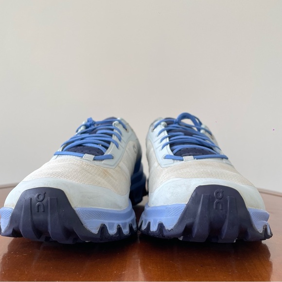 On Running Women’s Cloudventure Trail Running Shoes | US 8.5 - Picture 5 of 7